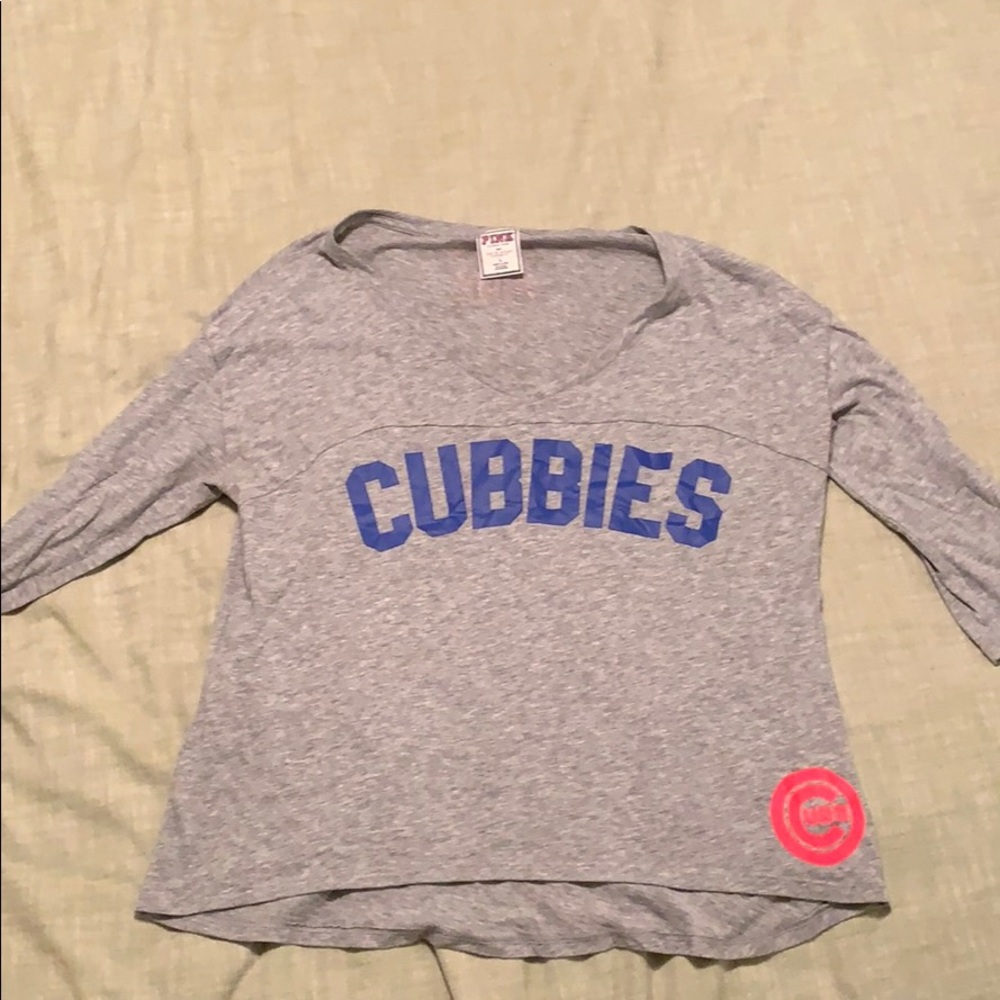 Victoria’s Secret PINK Chicago Cubs shirt